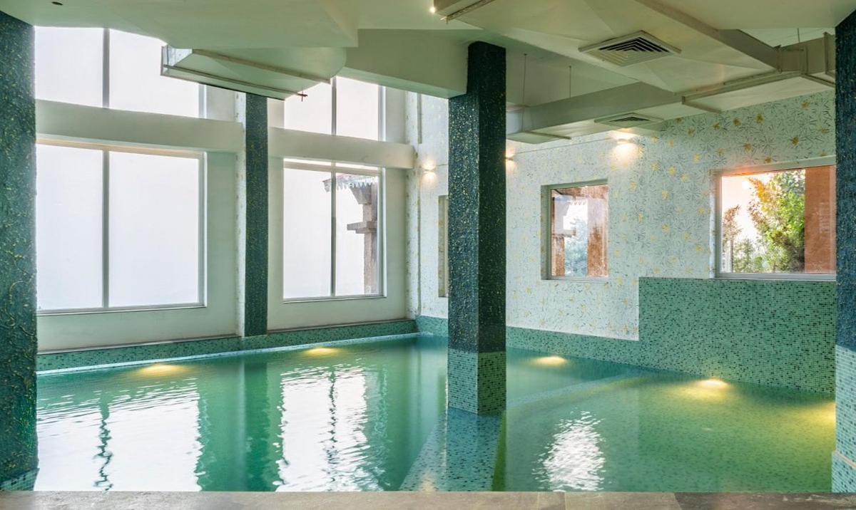 Tiaraa Jujurana Resort T Pathyar Zewnętrze zdjęcie